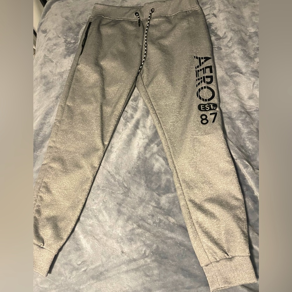 Men’s Aeropostal joggers